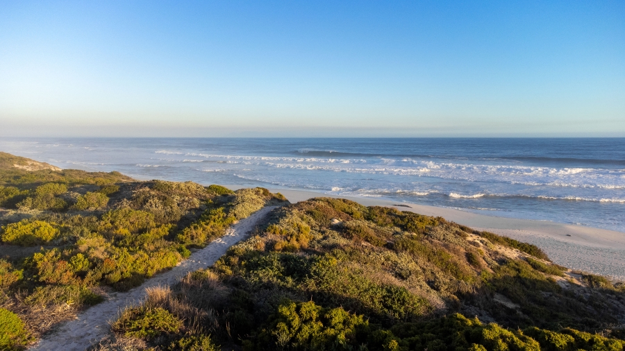 6 Bedroom Property for Sale in Yzerfontein Western Cape